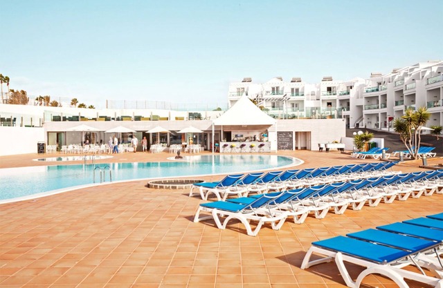 Hotel Plaza Palmeras