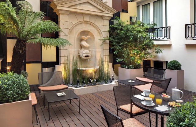 Hotel Rochester Champs Elysées
