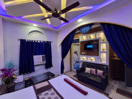 Hotel Sawpanlok Residency