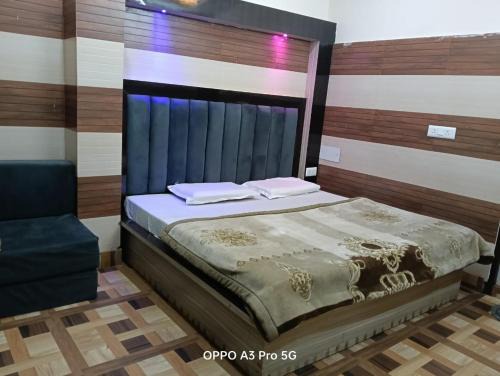 HOTEL sHIV STAY