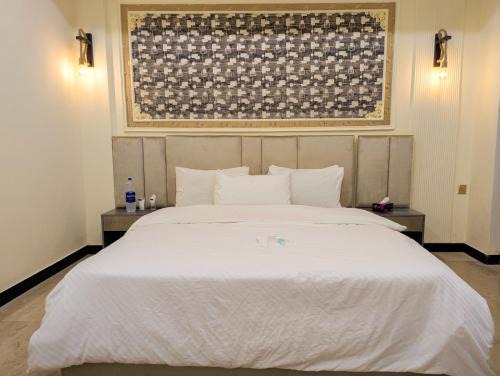 Hotel SkyLIT - Airport Branch Karachi