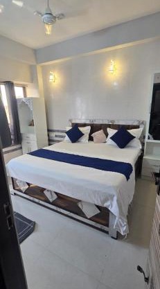 Hotel The Gautam inn