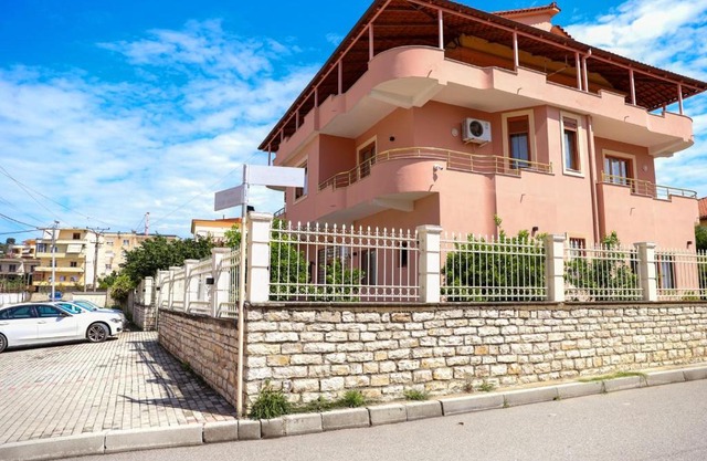 Hotel Vila Maledhi