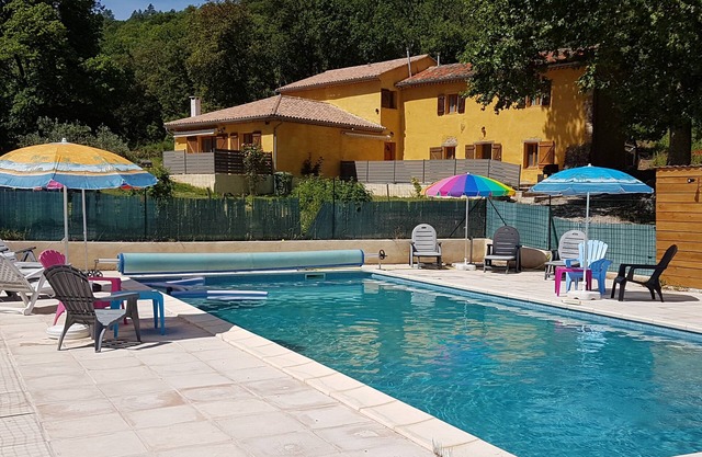 Casa de 240 m2 en los viñedos, 6 dormitorios, 12 a 18 pers, privado