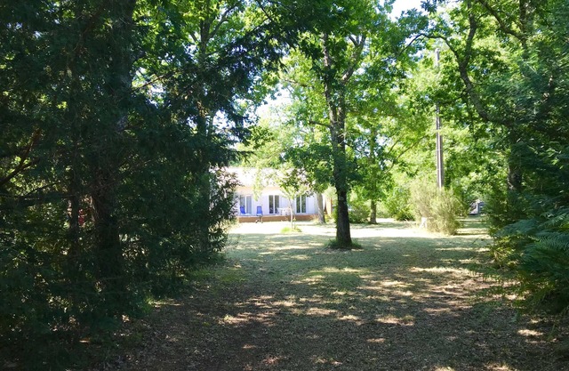 CASA 5 PERSONAS EN LOS PINS, GRAN JARDÍN, A 5 MIN DEL MAR Y LAGO