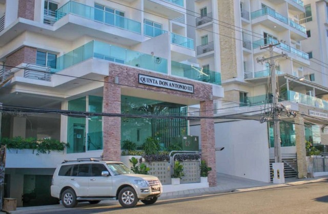 Elegante y acogedor apto. Santo Domingo, Pool /Gym