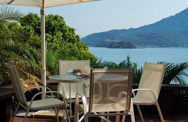 Casa frente al mar, Condominio Playa del Café, Angra dos Reis
