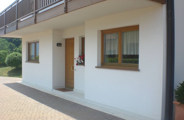 APARTAMENTO HUELLER DE CASA EN UNA ZONA TRANQUILA CON GRAN JARDÍN