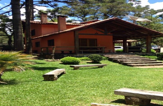 Casa en comunidad cerrada en Monte Verde