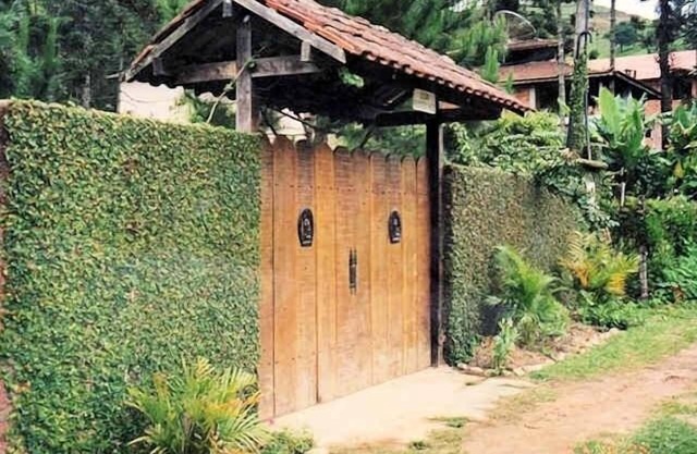 Casa en Visconde de Mauá con vista al río