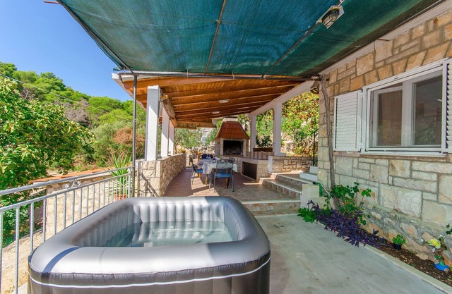 Casa Isabella (65361-K1) - Necujam - Isla Solta
