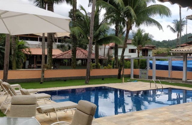 CASA CONDOMINIO ISLA CERRADA