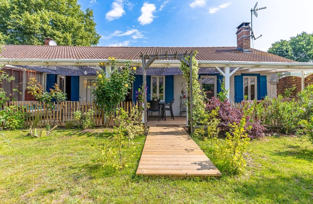 Casa de vacaciones "Location Lebellegard" con jardín privado y Wi-Fi