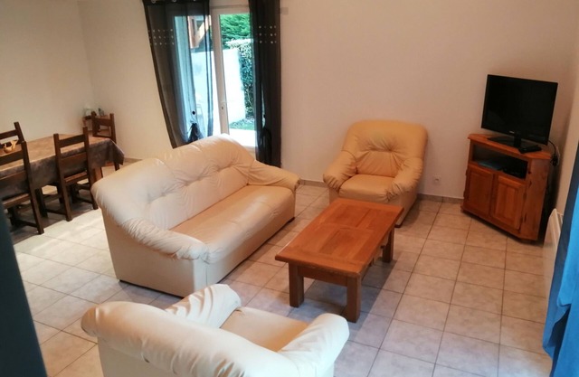 CASA TRANQUILA ESQUINA QUIETO 2