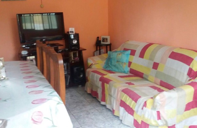 Casa con 1 suite, 3 baños al total, cerca de la playa y la montaña