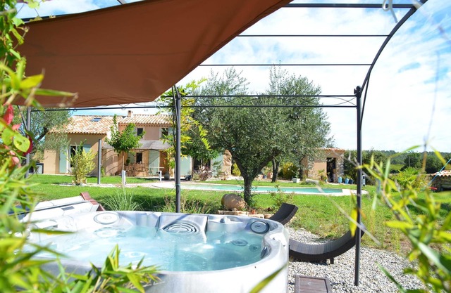 Casa / villa / chalet - FOX AMPHOUX / Mas Provençal Piscine Spa Jacuzzi Haut Var Verdon