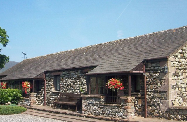 HOWE TOP, pet friendly, with a garden in Mungrisdale