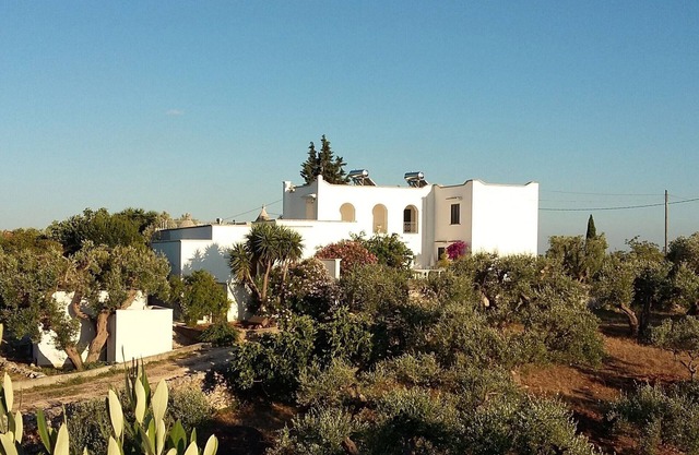 15% de descuento! Muy amplio apartamento para 8 personas. Piscina compartida y cancha de tenis
