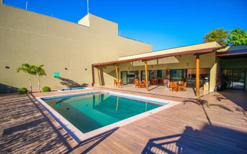 ibis Styles Bonito