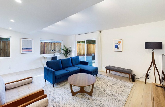 Ideal Cupertino 3BR w/ Patio & Backyard, nr Restaurants, by Blueground