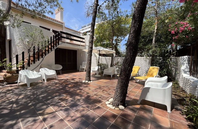 Casa de la familia típica y cinco minutos a pie de la playa y el centro de Monte Gordo