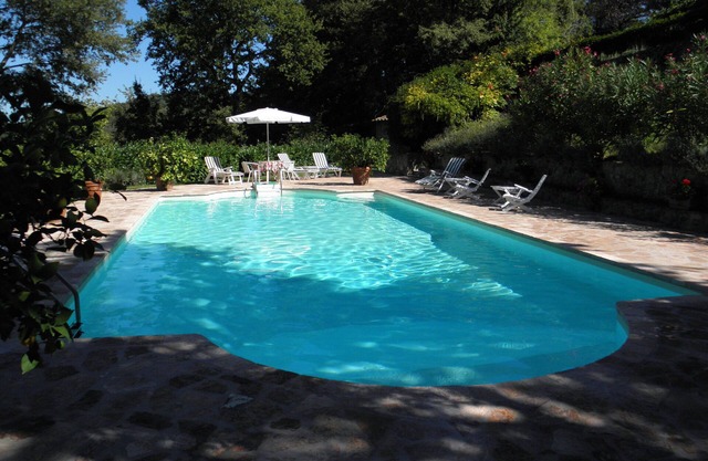 Villa idílica y tranquila en la frontera toscana / umbra