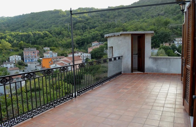 Apartamento independiente de dos habitaciones en un antiguo edificio en el Parque Nacional de Cilento