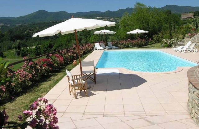 Independent villa with swimming pool