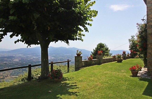 Petrognano Villa con piscina privada y jardín