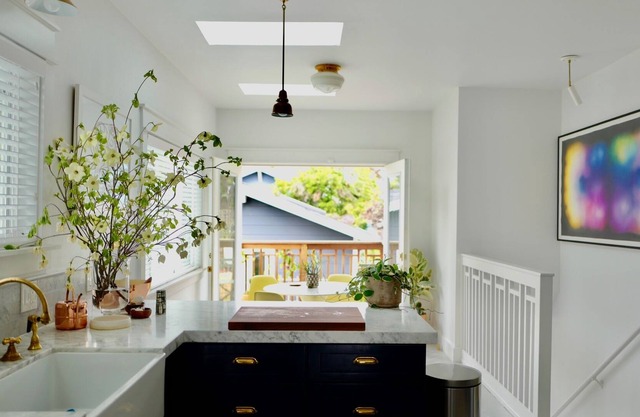 Vida interior / exterior en la hermosa casa de Temescal, BART-SF