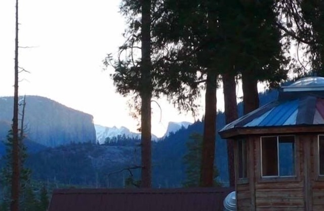DENTRO DE Yosemite! OTOÑO ESPECIAL !!! ~ VISTA del Valle de Yosemite, Log Cabin Home!