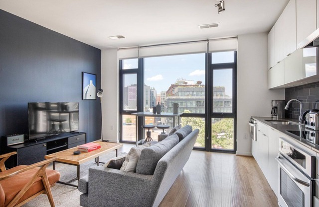 Inviting Shaw Jr 1BR w/ Gym, W/D & Pool, nr Restaurants, by Blueground