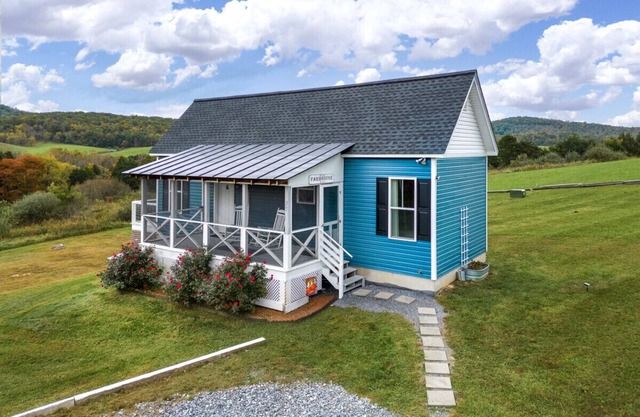 Irish Farmhouse - Lexington VA