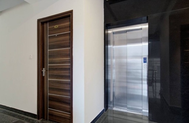 iROOMZ Botanica Luxury Living Space
