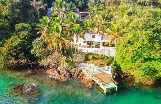 Isla House / House in Ilha Grande, Angra dos Reis