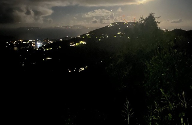 ISLAND MOON RAYS VILLA Top of the highest point on ST.Thomas.