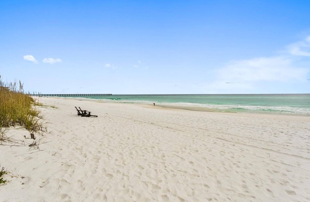 "Island Time" Condo w/ Extraordinary Views! 2 Bed 2 Bath