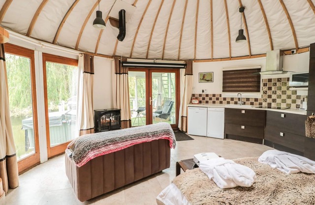 Isla Yurt, BECKFORD