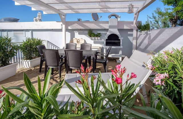 Apartamento Itaca directamente en la playa de San Mauro Mare
