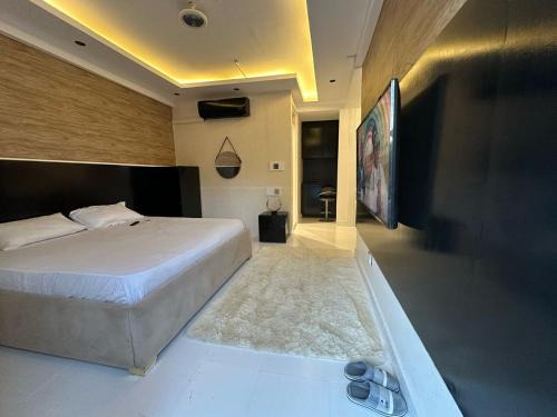 IVORY Home