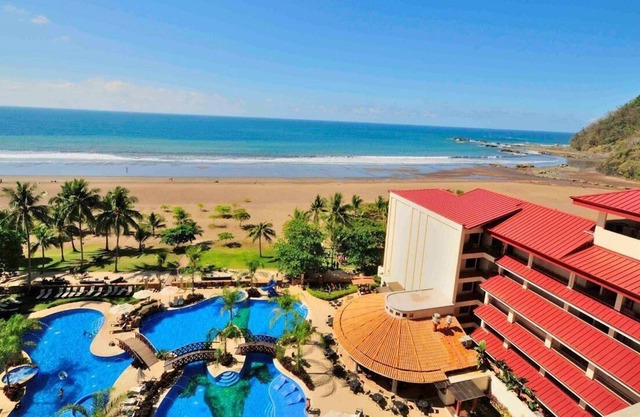 Jaco Beach Front Condo in 5-star resort!