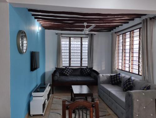 Jameela House, 3 mins to Diani Beach, Massage, Laundry, Transport & Catering Available