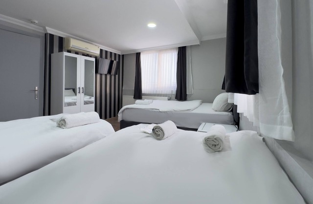 Jammy Hotel
