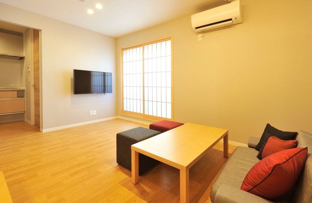 Japanese Modern Room 401 - 401 / Osaka Ōsaka