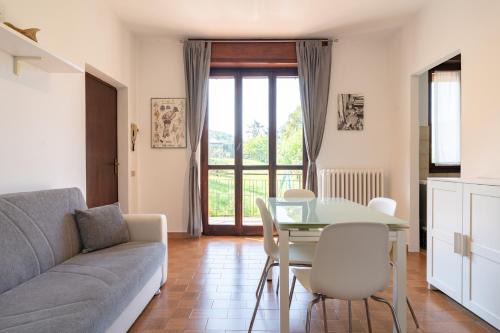 Jasmine Lilla - apartment in villa with terrace