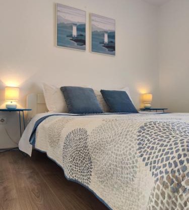 Jelsa Blue Sea View