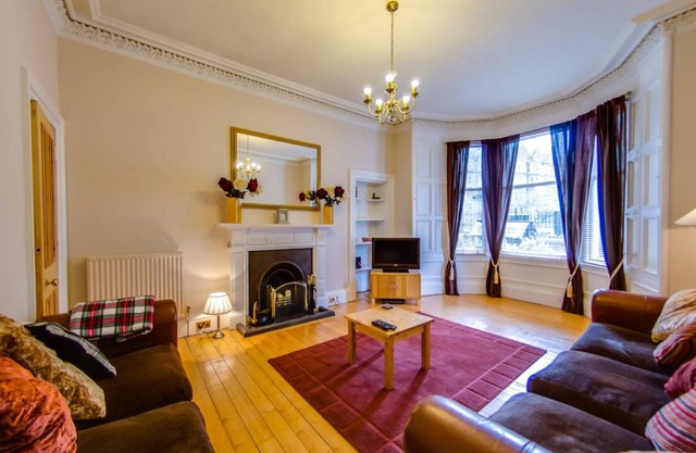 JOIVY Spacious Apartment next to The Meadows