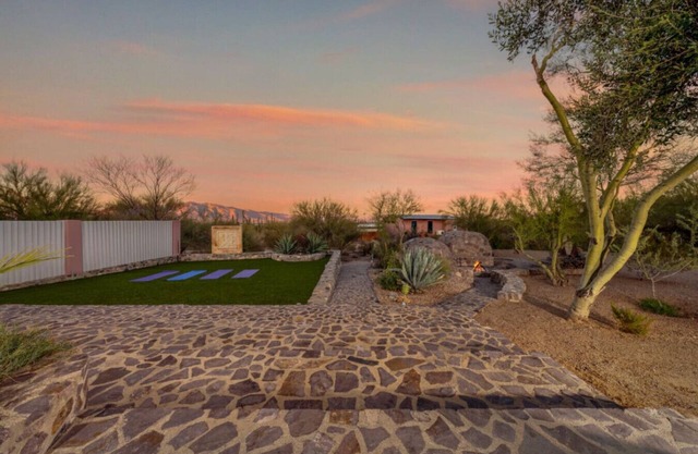 Unique Home / 3 BR 1 BA / Yoga / Peaceful Property
