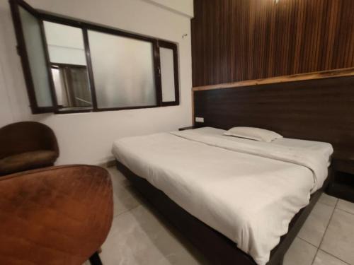 Jolly Luxury Resort