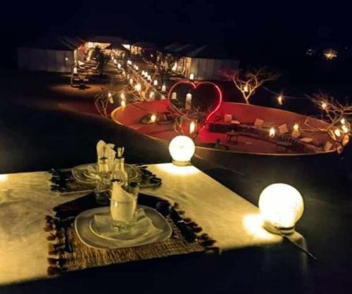 jumeirah resort luxury desert camp